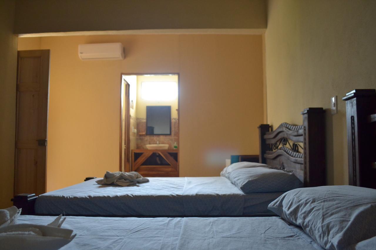 Hotel Rustico Santa Teresa Carmen  外观 照片